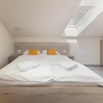 S Center Πανσιόν