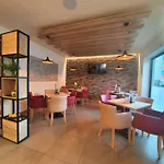 Πανσιόν S Center Slovenske Konjice