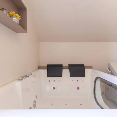 S Center 게스트하우스 슬로벤스케코니스