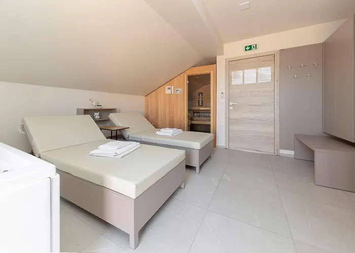 Vendégház S Center 3*